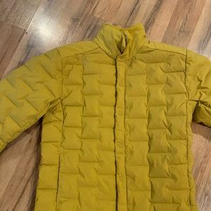 Men’s Mountain Hard Wear Jacket